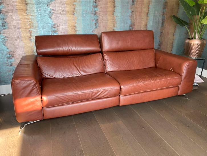 Cognac leren 3zits electrische bank, Huis en Inrichting, Banken | Bankstellen, Gebruikt, Rechte bank, Driepersoons, Minder dan 150 cm
