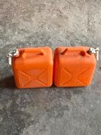 Twee oranje jerrycans, Ophalen of Verzenden, Zo goed als nieuw