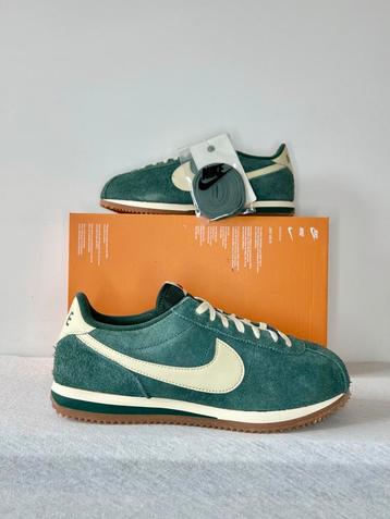 Nike Cortez Vintage Suede (EU 42) beschikbaar voor biedingen