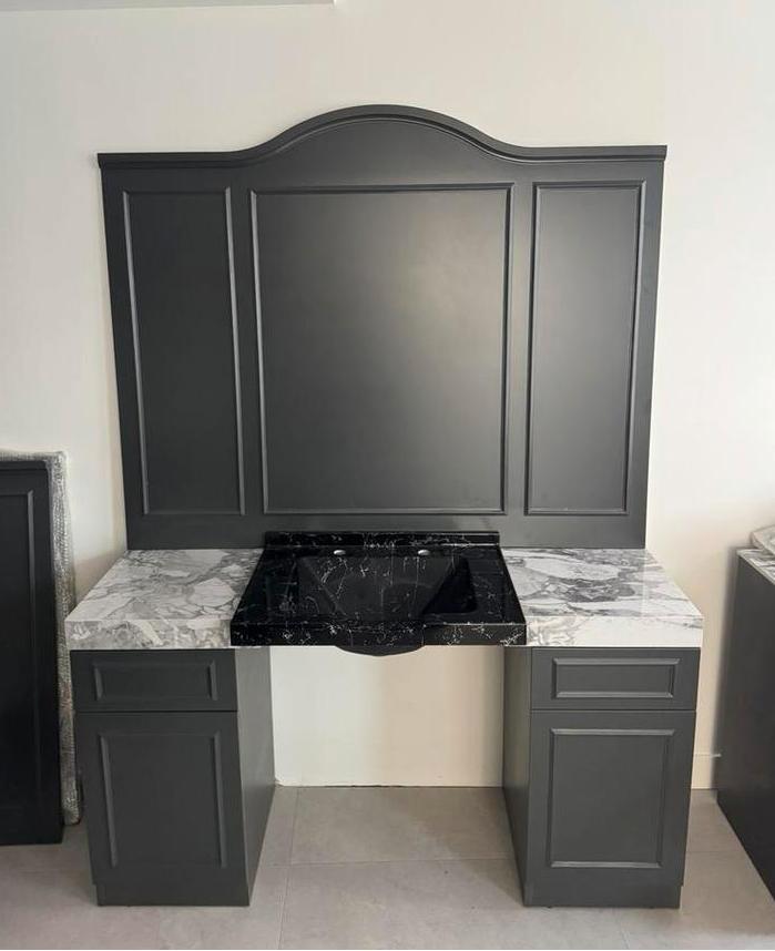 Luxe kaptafel / Barber Unit  / Nieuw  / 2 stuks, Huis en Inrichting, Bureaus, Zo goed als nieuw, Ophalen