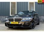 BMW 5 Serie 530i xDrive M-Sport Rijklaarprijs-Garantie Schui, Auto's, BMW, Automaat, 15 km/l, Gebruikt, 4 cilinders