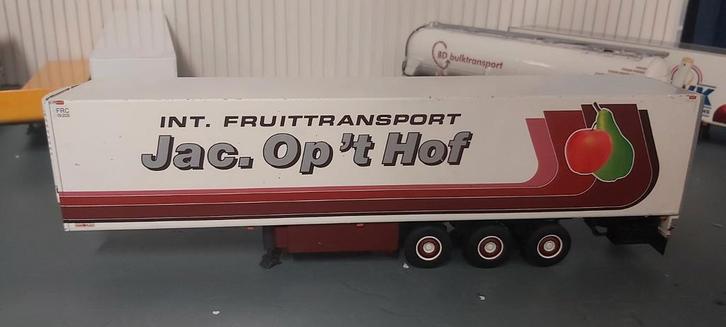 Koeltrailer wsi van jac. Op T hof, Hobby en Vrije tijd, Modelauto's | 1:50, Zo goed als nieuw, Bus of Vrachtwagen, Wsi, Ophalen of Verzenden