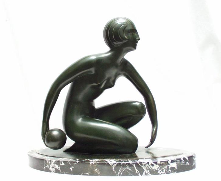Art Deco Beeld - Sybille May., Antiek en Kunst, Kunst | Beelden en Houtsnijwerken, Ophalen of Verzenden