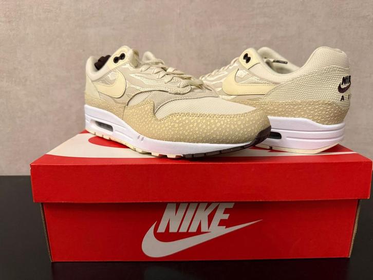 Nike Air Max 1 Coconut Milk Maat 46, Kleding | Dames, Schoenen, Nieuw, Sneakers of Gympen, Beige, Ophalen