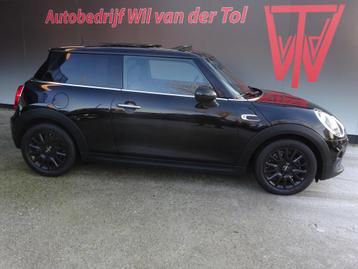 MINI Cooper 1.5 CHILI EDITION | PANORAMA DAK | NAVIGATIE | C beschikbaar voor biedingen