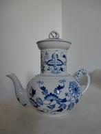 Antieke Louis Regout theepot met theefilter, Ophalen