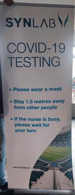Synlab Covid Testing Roll-up Banner - Uitrolbaar, Verzamelen, Ophalen of Verzenden