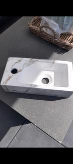 Fontein wasbak mini Rhea Carrara, Ophalen, Nieuw