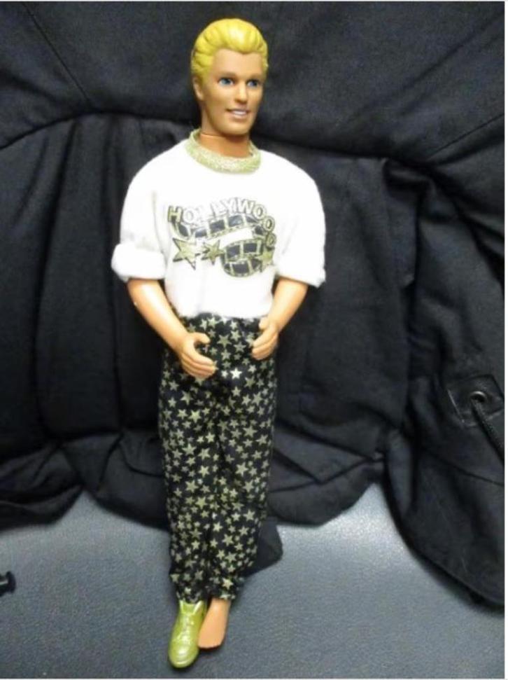 1992 HOLLYWOOD HAIR BARBIE/KEN, Verzamelen, Poppen, Gebruikt, Fashion Doll, Ophalen of Verzenden