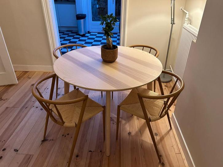 Houten ronde tafel Lisabo, Huis en Inrichting, Tafels | Eettafels, Zo goed als nieuw, 50 tot 100 cm, 100 tot 150 cm, Vier personen