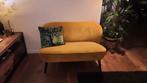 Woood Bankje Sara okergeel/fluweel stof, Huis en Inrichting, Ophalen, Minder dan 50 cm, 125 cm of meer, Zo goed als nieuw