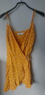 Blousje van Bershka, maat S, Maat 38/40 (M), Geel, Zo goed als nieuw, Bershka
