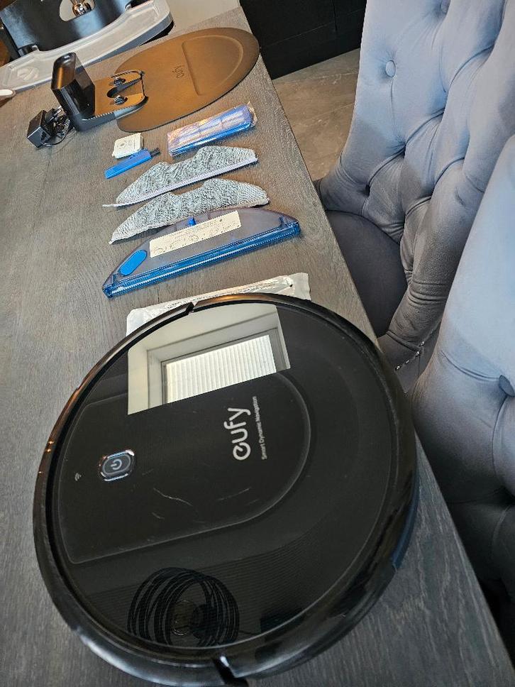 Eufy robotstofzuiger/dweil G10, Witgoed en Apparatuur, Stofzuigers, Zo goed als nieuw, Robotstofzuiger, 2000 watt of meer, Reservoir