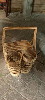 Vintage rieten flessenmand met handvat, Gebruikt, Mand, Ophalen of Verzenden, Riet