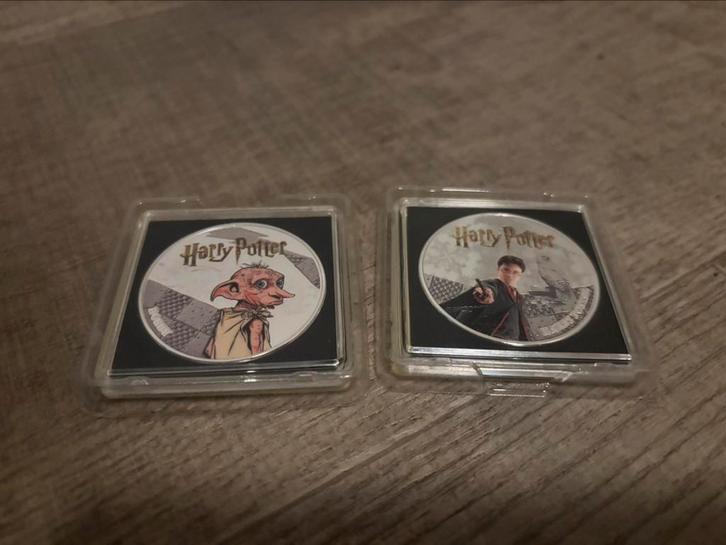 2x silver plated harry potter munten, Postzegels en Munten, Munten en Bankbiljetten | Verzamelingen, Buitenland, Ophalen of Verzenden