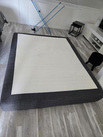 Boxspring matras 160x200 beschikbaar voor biedingen