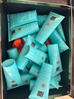 Rituals ; 20 x ritual of Karma shower scrub tan enhancing, Ophalen of Verzenden, Nieuw, Bad & Douche