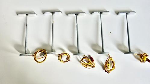7281 Marklin Perronlantaarn tweearmig - set van 5 stuks, Hobby en Vrije tijd, Modeltreinen | H0, Zo goed als nieuw, Gelijkstroom of Wisselstroom