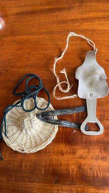 2 carnaval items uit Knotwilgendam ( Vlijmen) uit 1973 en ?? beschikbaar voor biedingen