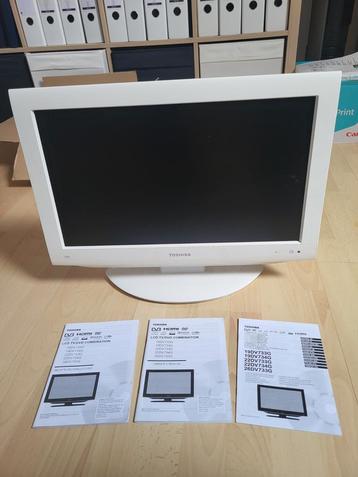 Toshiba 22DV734G LCD TV/DVD Combi beschikbaar voor biedingen