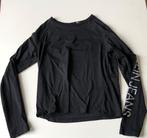 CALVIN KLEIN longsleeve, shirt zwart met tekst mt 152 !ZGAN!, Meisje, Zo goed als nieuw, Shirt of Longsleeve, Calvin Klein