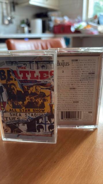 The Beatles Anthology 2 dubbele muziek cassette luxe boekjes beschikbaar voor biedingen