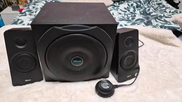  Krachtige Trust 2.1 Tytan Speaker Set – Zwart – Perfect v beschikbaar voor biedingen