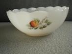 2 arcopal schalen, vintage, Huis en Inrichting, Keuken | Servies, Ophalen, Gebruikt, Overige stijlen, Glas