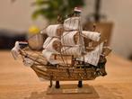 Diverse modelboten, Hobby en Vrije tijd, Modelbouw | Boten en Schepen, Ophalen of Verzenden, Zo goed als nieuw