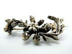 Zilveren / gouden broche met 5 roosdiamanten