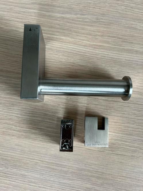 Diverse lampen, kapstok, wc-rolhouder, handdoekhaakjes, Huis en Inrichting, Overige Huis en Inrichting, Gebruikt, Ophalen