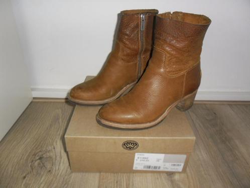 Shabbies Bruine Caramel Laarsjes met Rits en Hak Maat 39, Kleding | Dames, Schoenen, Zo goed als nieuw, Lage of Enkellaarzen, Bruin