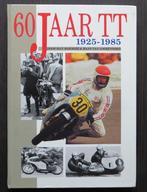 60 Jaar TT Assen 1925 - 1985 (Harmsze & Van Loozenoord), Boeken, Motoren, Gelezen, Algemeen, Verzenden