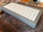 BED 200x90, IKEA ESPEVAR, met lattenbodem en grijze hoes, Huis en Inrichting, Slaapkamer | Matrassen en Bedbodems, Ophalen, Gebruikt