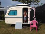 Mooie vintage caravan, Predom, Caravans en Kamperen, Caravans, Omvormbare zithoek, Luifel, Treinzit, Tot en met 3