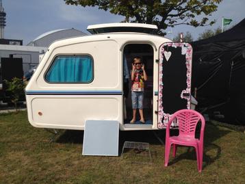 Mooie vintage caravan, Predom beschikbaar voor biedingen