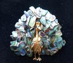Sjaalclip. Atelier  Canavate Riera. Pauw met parelmoer., Sieraden, Tassen en Uiterlijk, Broches, Ophalen of Verzenden, Nieuw, Goud