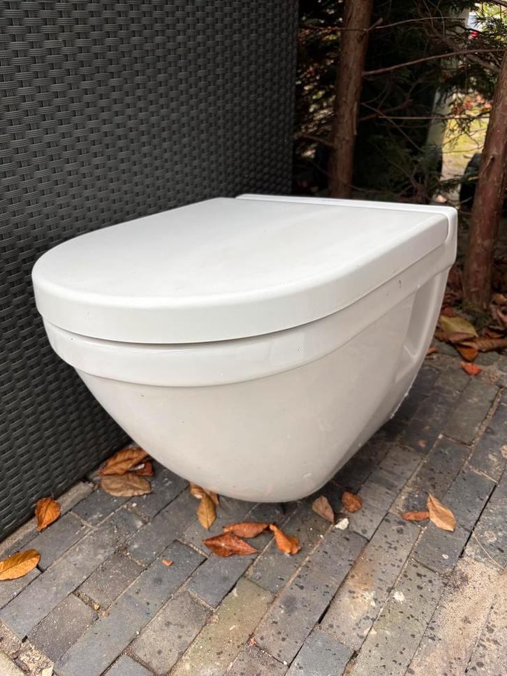 Mooie WC met Bril - Prima Staat!, Doe-het-zelf en Verbouw, Sanitair, Gebruikt, Toilet, Ophalen