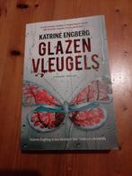 Katrine Engberg - Glazen vleugels, Ophalen of Verzenden, Zo goed als nieuw, Katrine Engberg