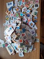 Kilo 1,5 kg postzegels wereld, Ophalen of Verzenden, Nederland en Buitenland