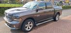 SUPERGAVE DODGE RAM 5.7 HEMI SPORT 2016 lage bijtelling LPG, Auto's, Euro 5, Zwart, Overige carrosserieën, Beige