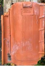 250 Dakpannen; oa Gebr Noten (Swalmen) en Van Oordt (Alphen), Doe-het-zelf en Verbouw, Dakpannen en Dakbedekking, Ophalen, Gebruikt