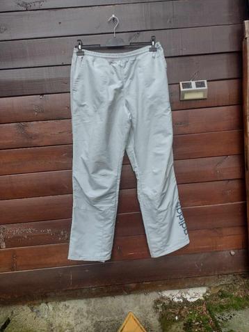Adidas broek maat large beschikbaar voor biedingen