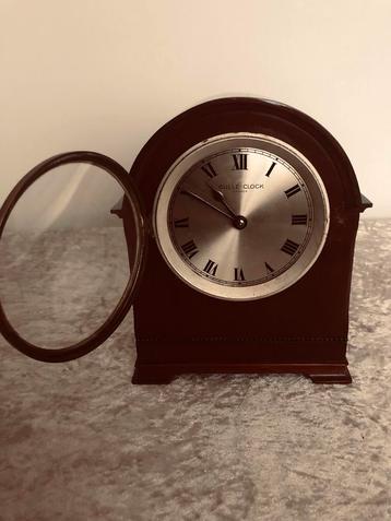 Antieke Engelse Elektrische Klok, Begin 20e Eeuw beschikbaar voor biedingen