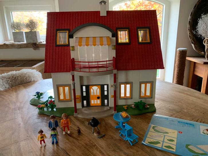 Playmobil Moderne Villa compleet met inrichting (9 set) +, Kinderen en Baby's, Speelgoed | Playmobil, Gebruikt, Complete set, Ophalen of Verzenden