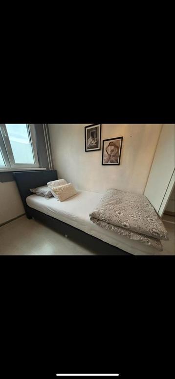 1 persoons bed beschikbaar voor biedingen
