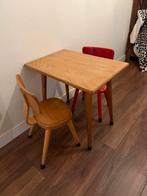 Schooltafeltje en stoeltjes kind vintage, Kinderen en Baby's, Kinderkamer | Tafels en Stoelen, Ophalen, Gebruikt, Tafel(s) en Stoel(en)