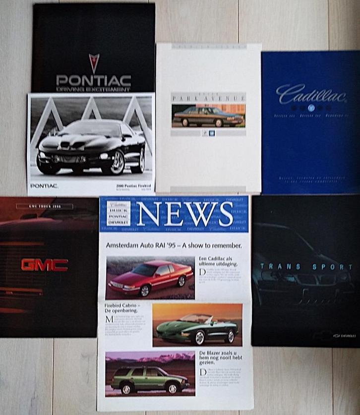 7x Chevrolet/Buick/Cadillac +/-1995 incl. Firebird dealermap, Verzamelen, Automerken, Motoren en Formule 1, Zo goed als nieuw