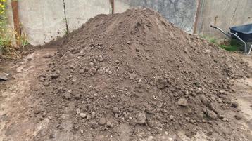 gratis 3 m3 mooie grond. gratis geleverd! beschikbaar voor biedingen