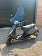 Piaggio Zip 50cc 4t, Fietsen en Brommers, Scooters | Piaggio, Ophalen, Maximaal 45 km/u, Zip, Zo goed als nieuw
